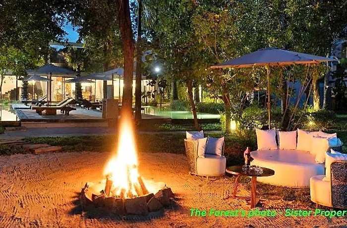 Hotel The Elephant 4*